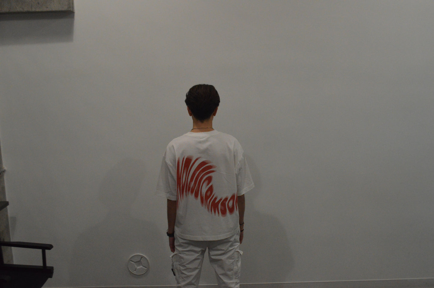 WHITE SWIRL T